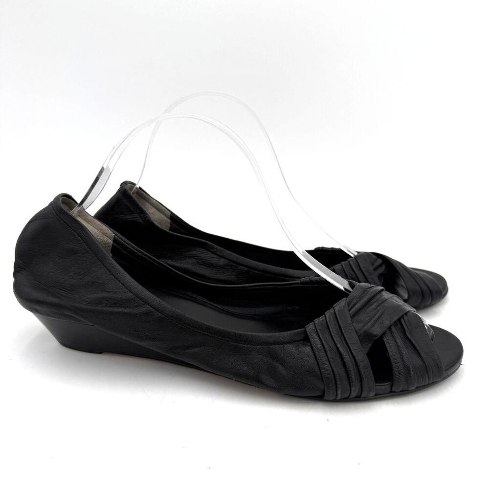 Cole Haan Women's Black Leather Open Toe Slip On Flats Shoes Size 11